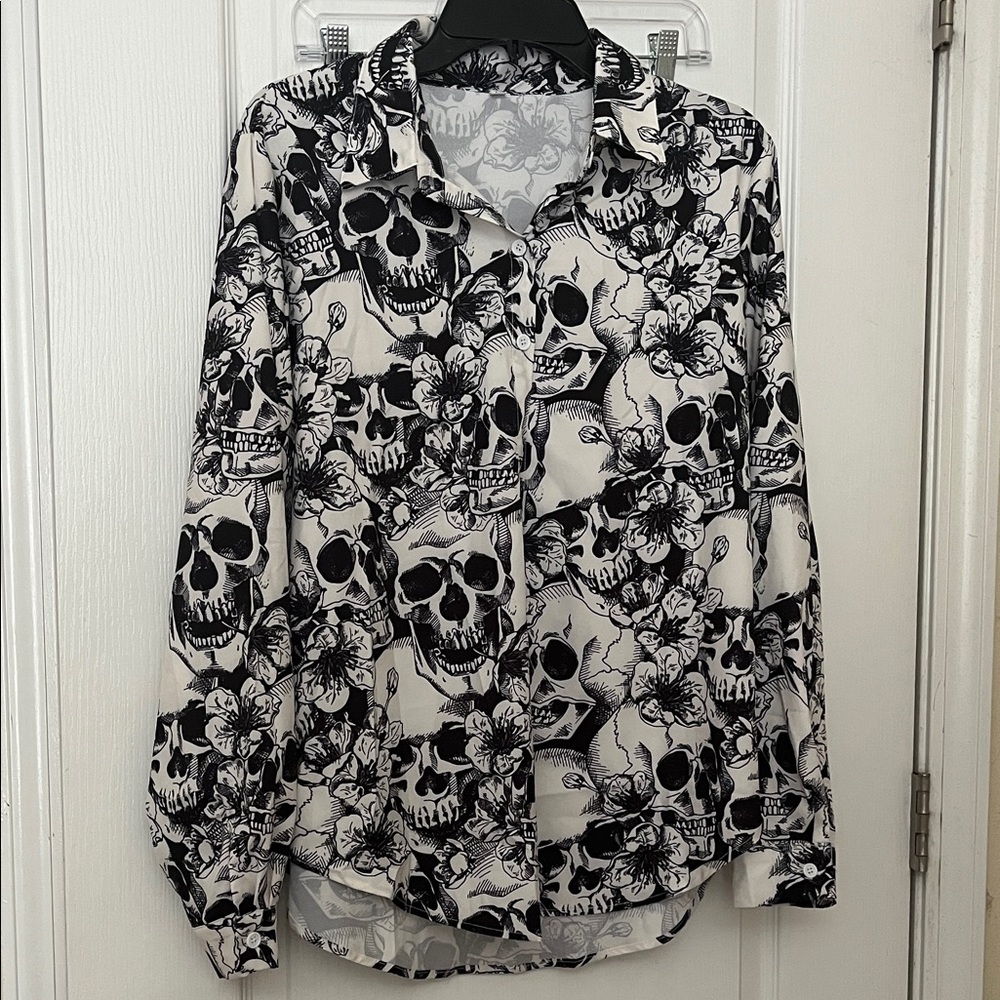 Skull and Flower B&W Button Down Top